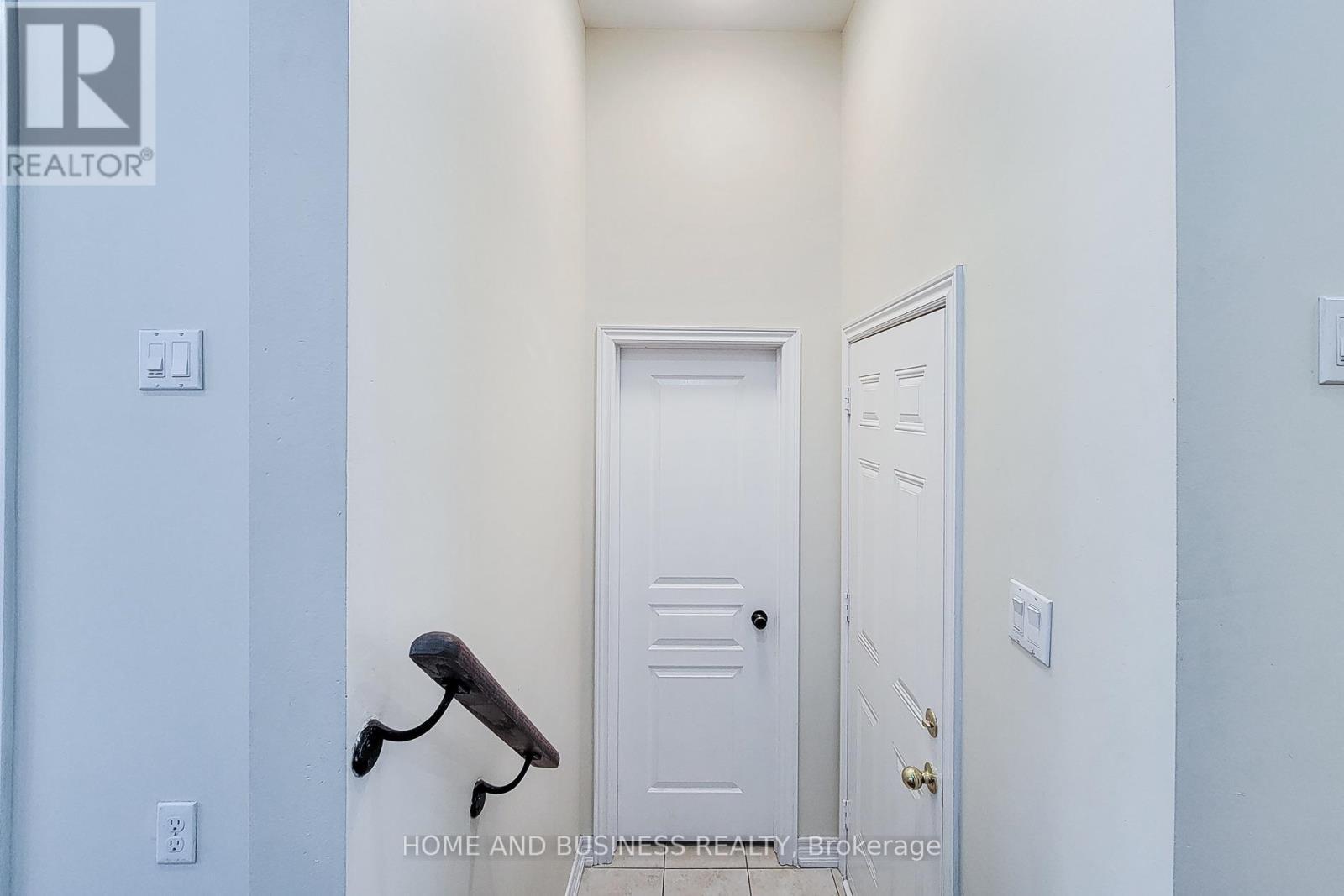 5532 Meadowcrest Avenue, Mississauga, ON