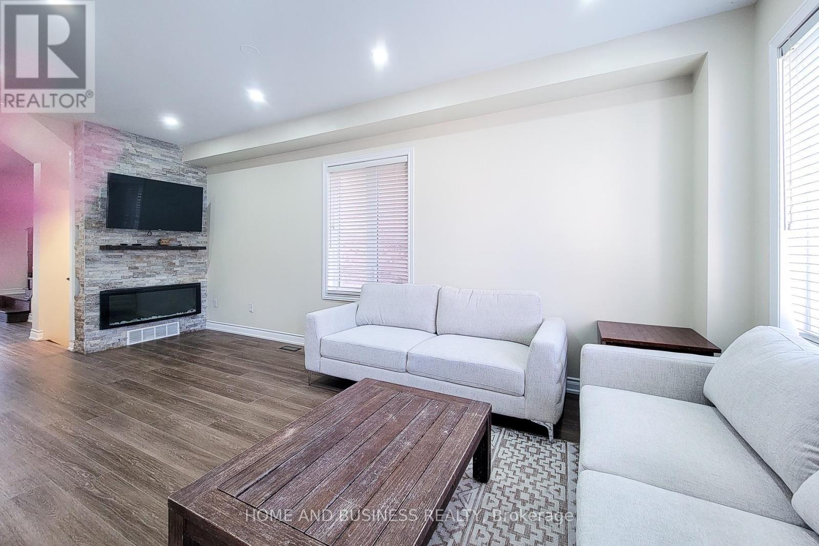 5532 Meadowcrest Avenue, Mississauga, ON