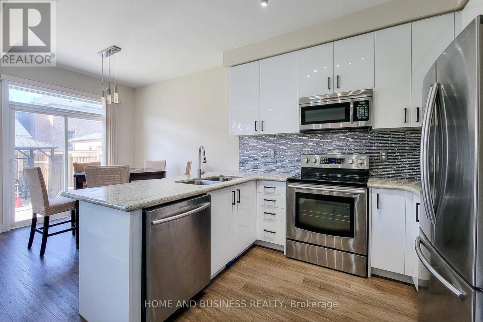 5532 Meadowcrest Avenue, Mississauga, ON