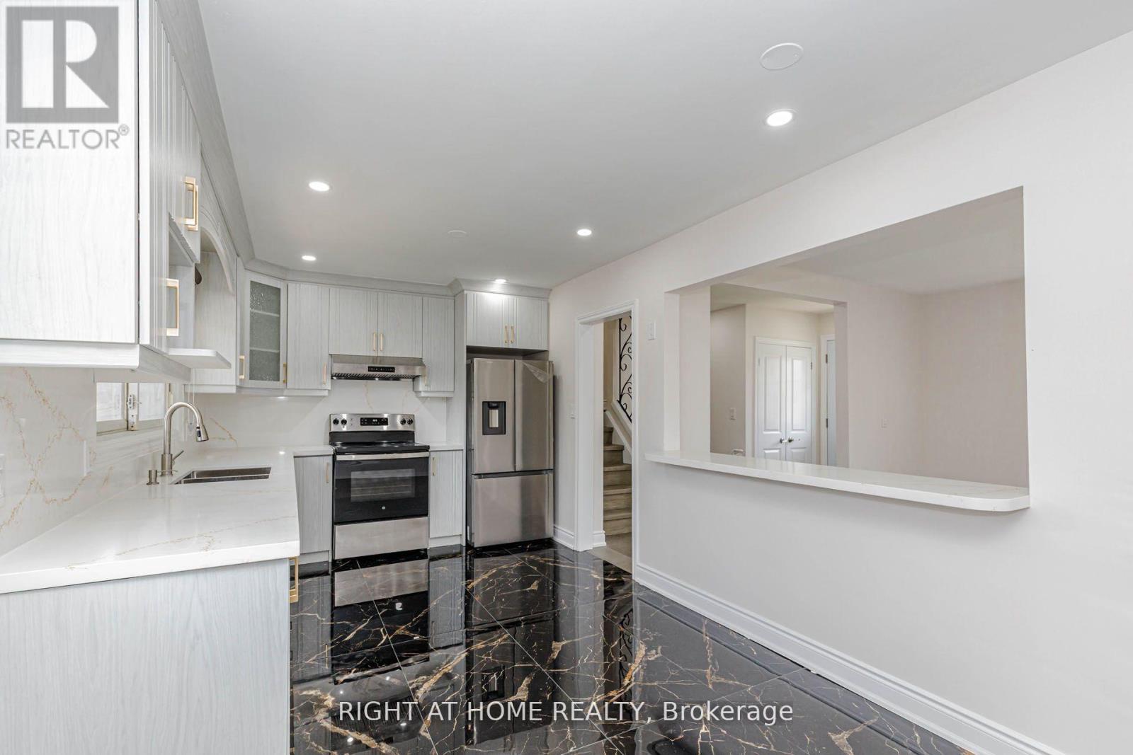 5154 New Street, Burlington, ON
