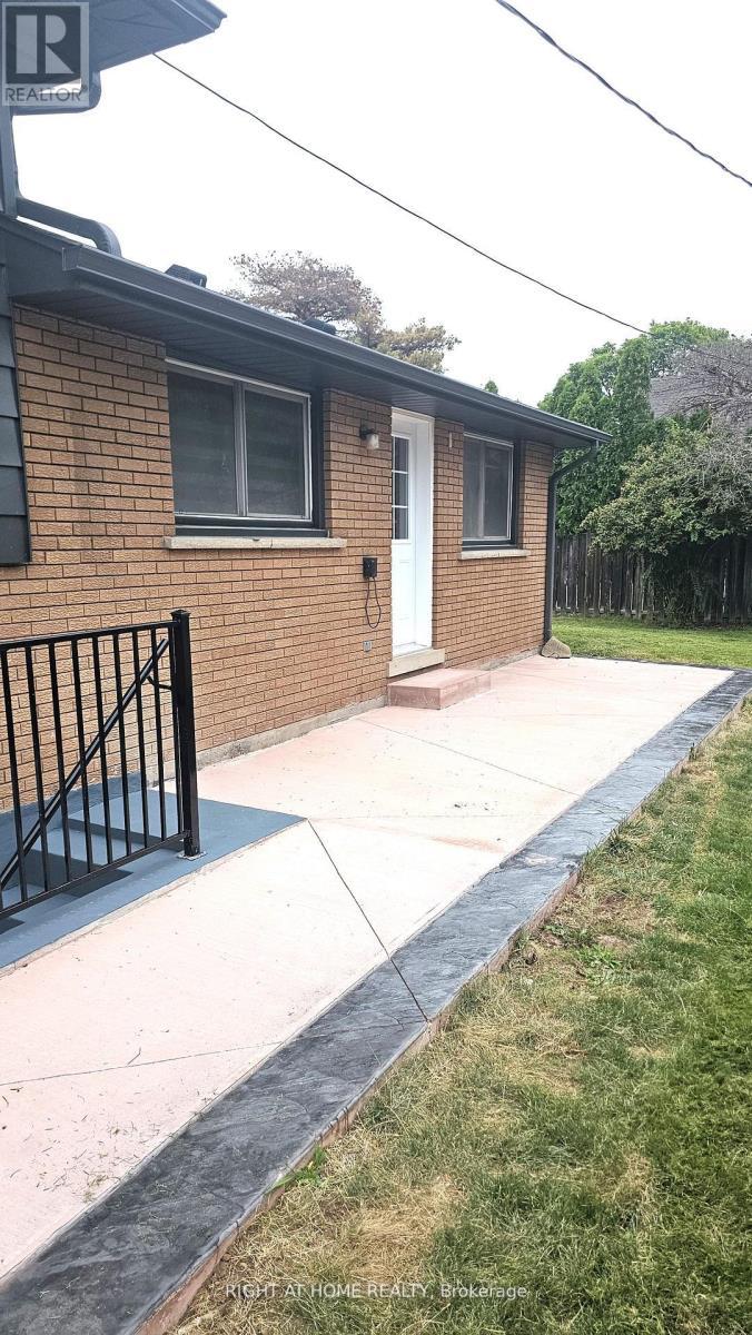 5154 New Street, Burlington, ON