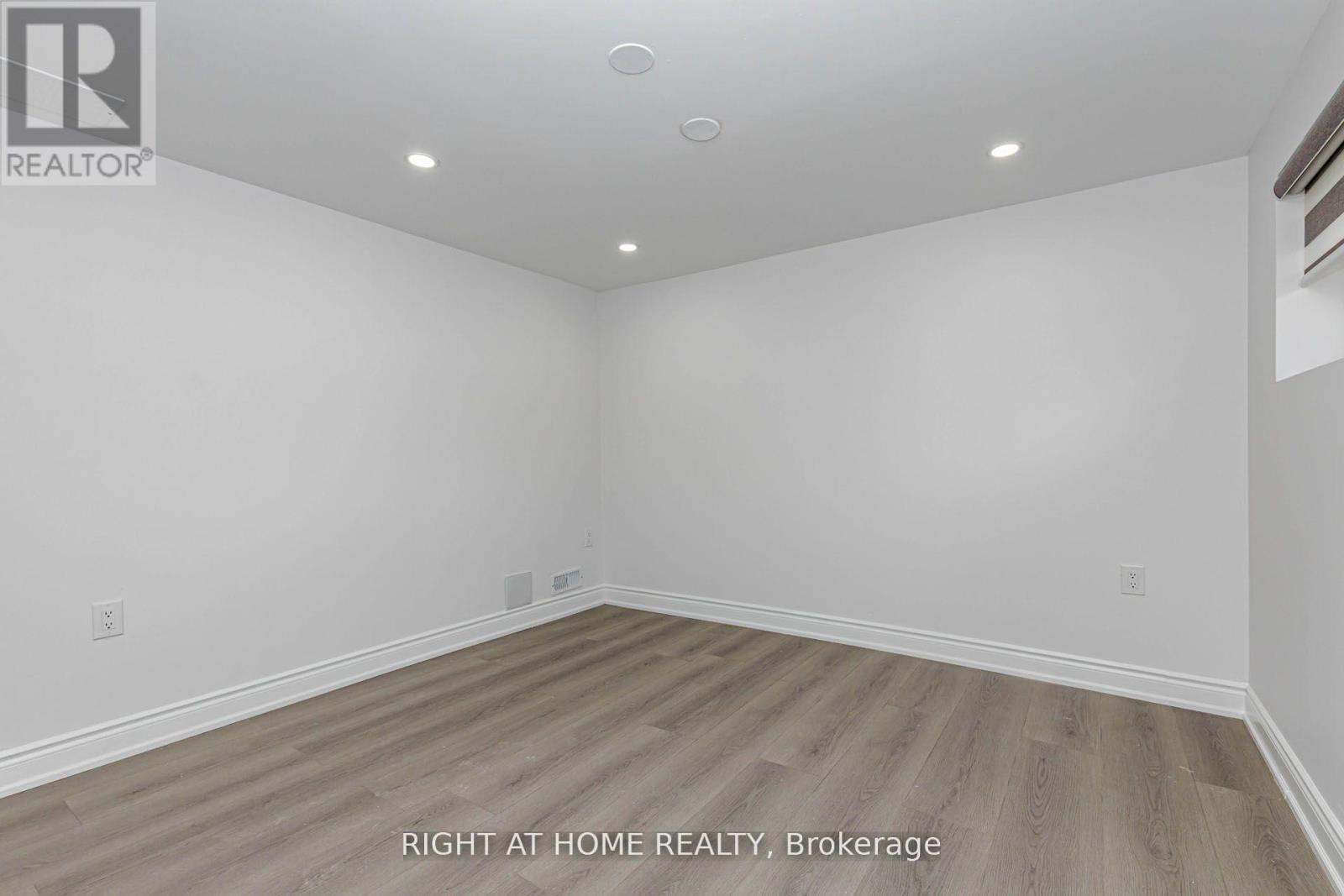 5154 New Street, Burlington, ON
