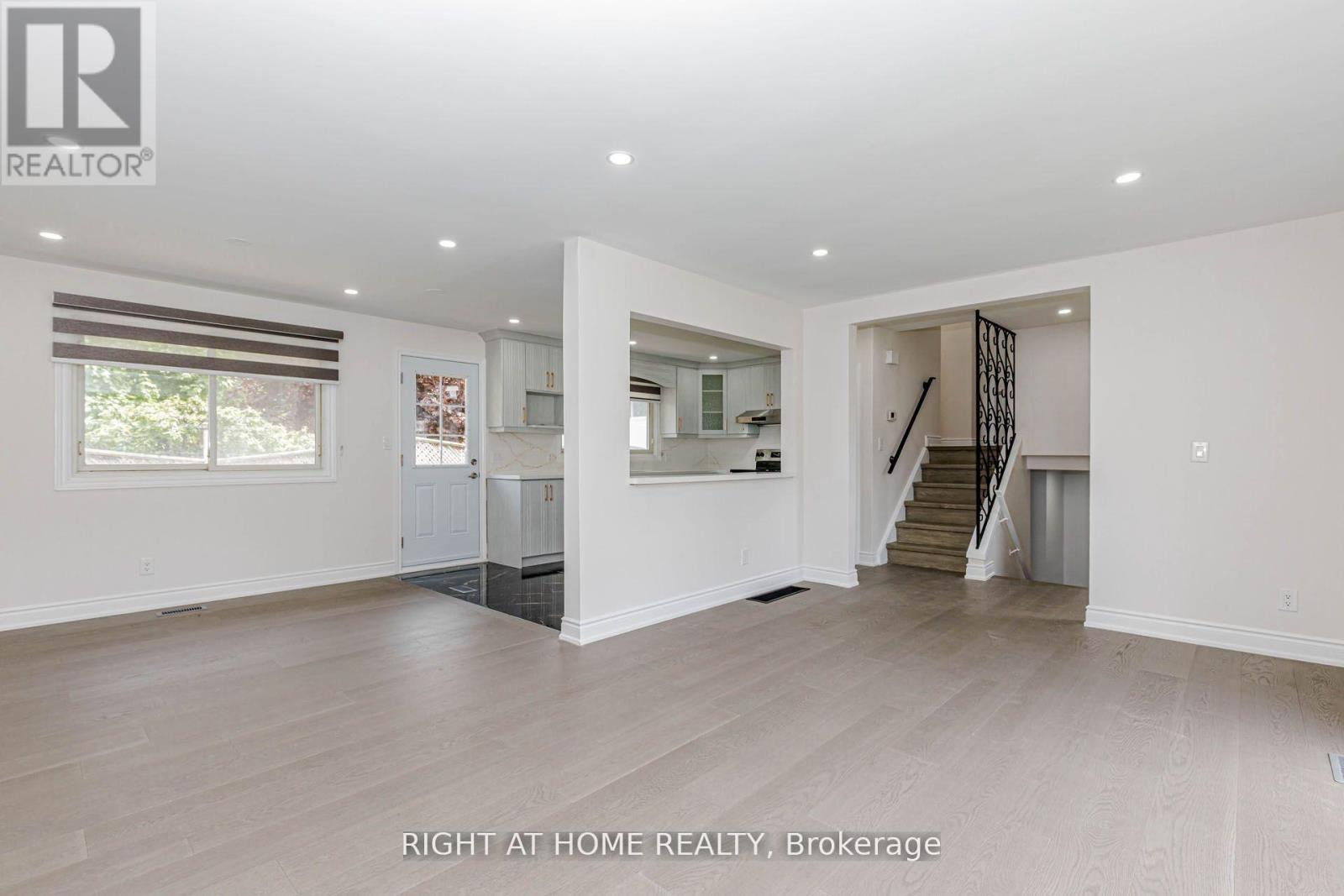 5154 New Street, Burlington, ON