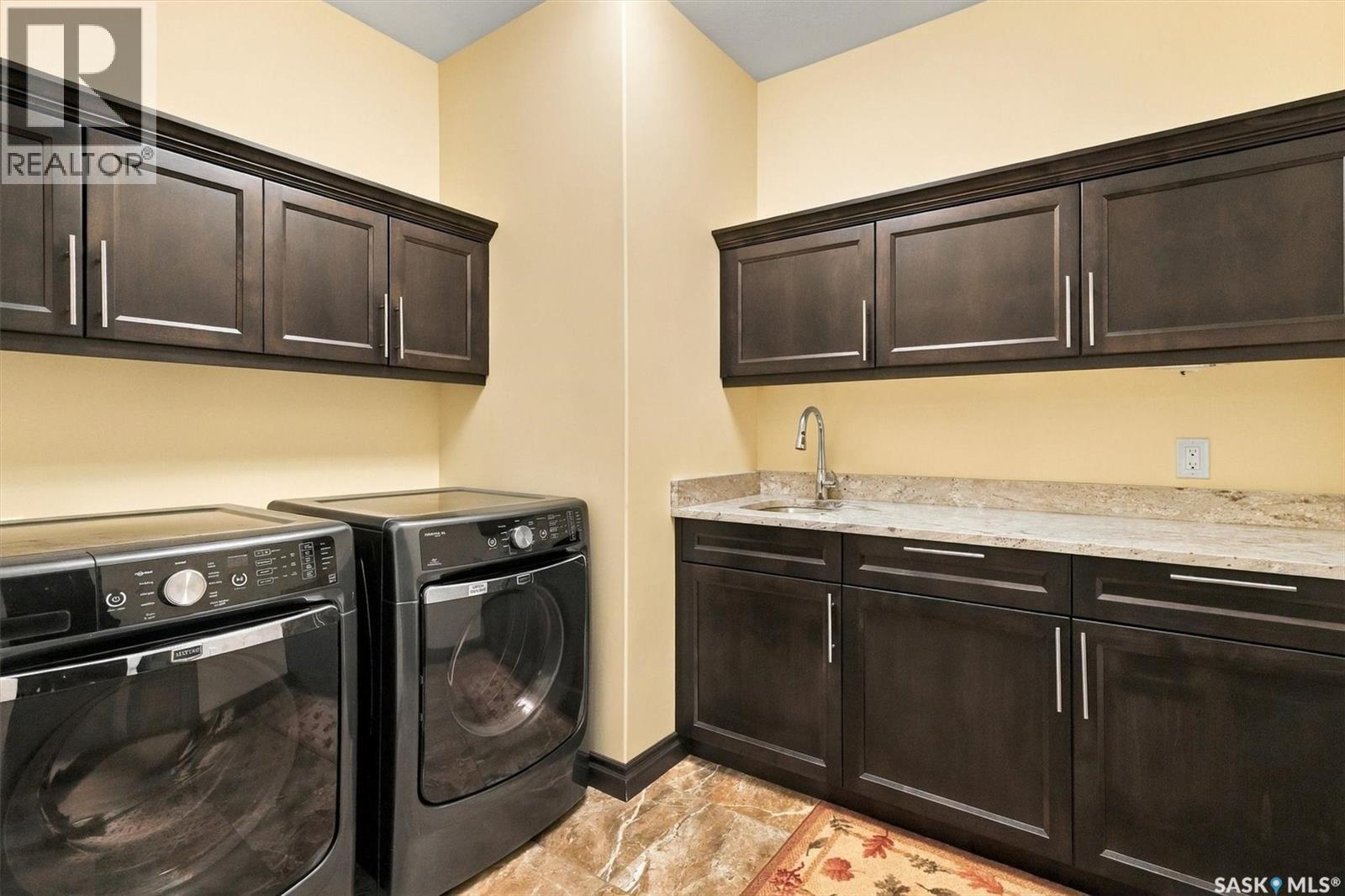 323 Hastings Lane, Saskatoon, SK