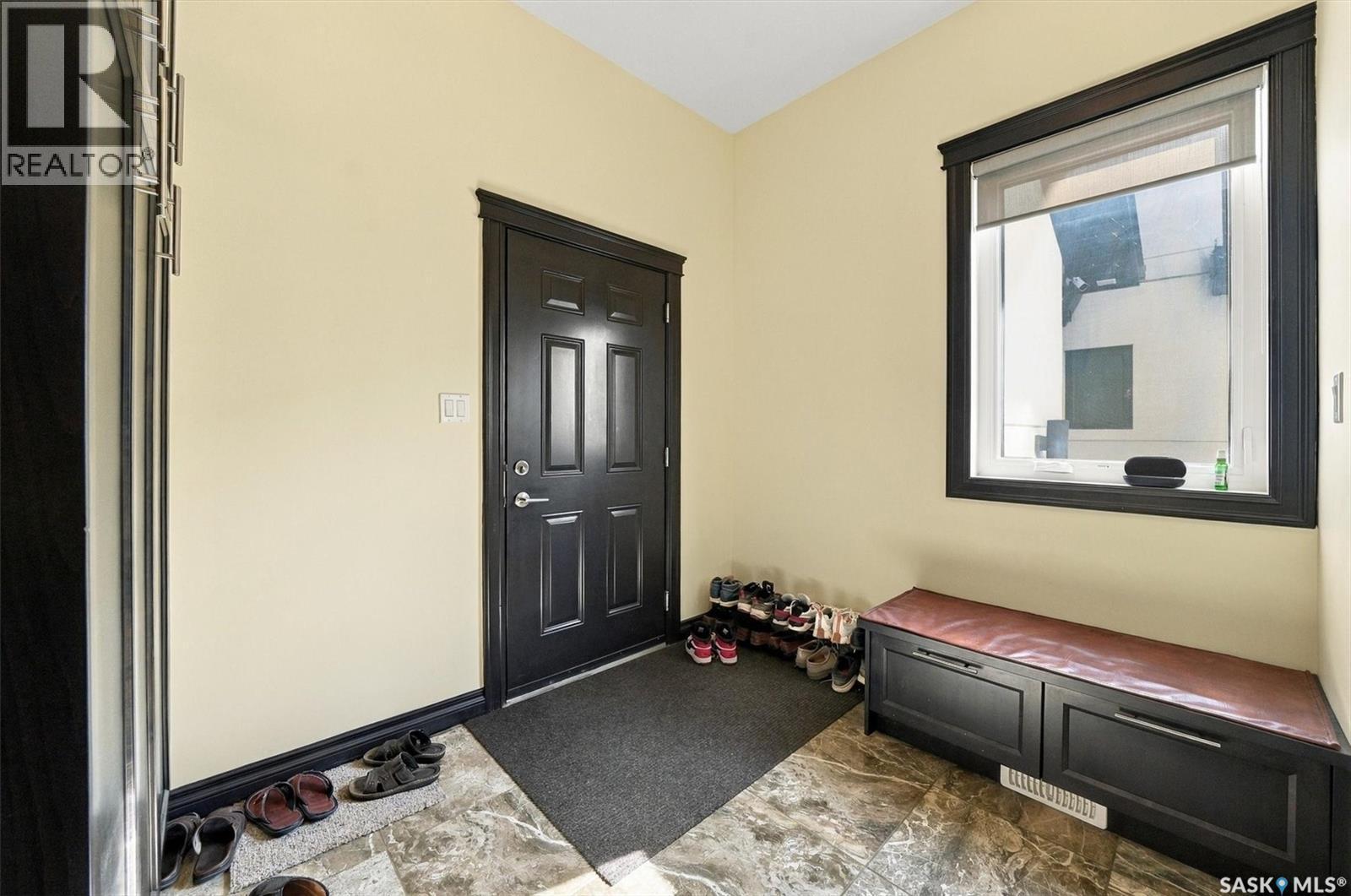 323 Hastings Lane, Saskatoon, SK