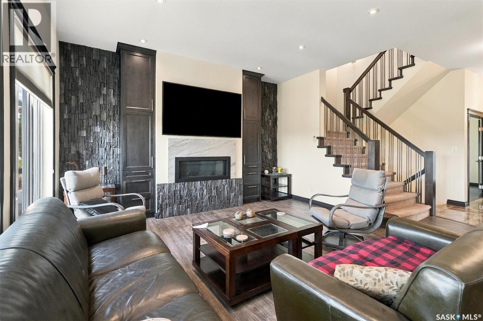 323 Hastings Lane, Saskatoon, SK