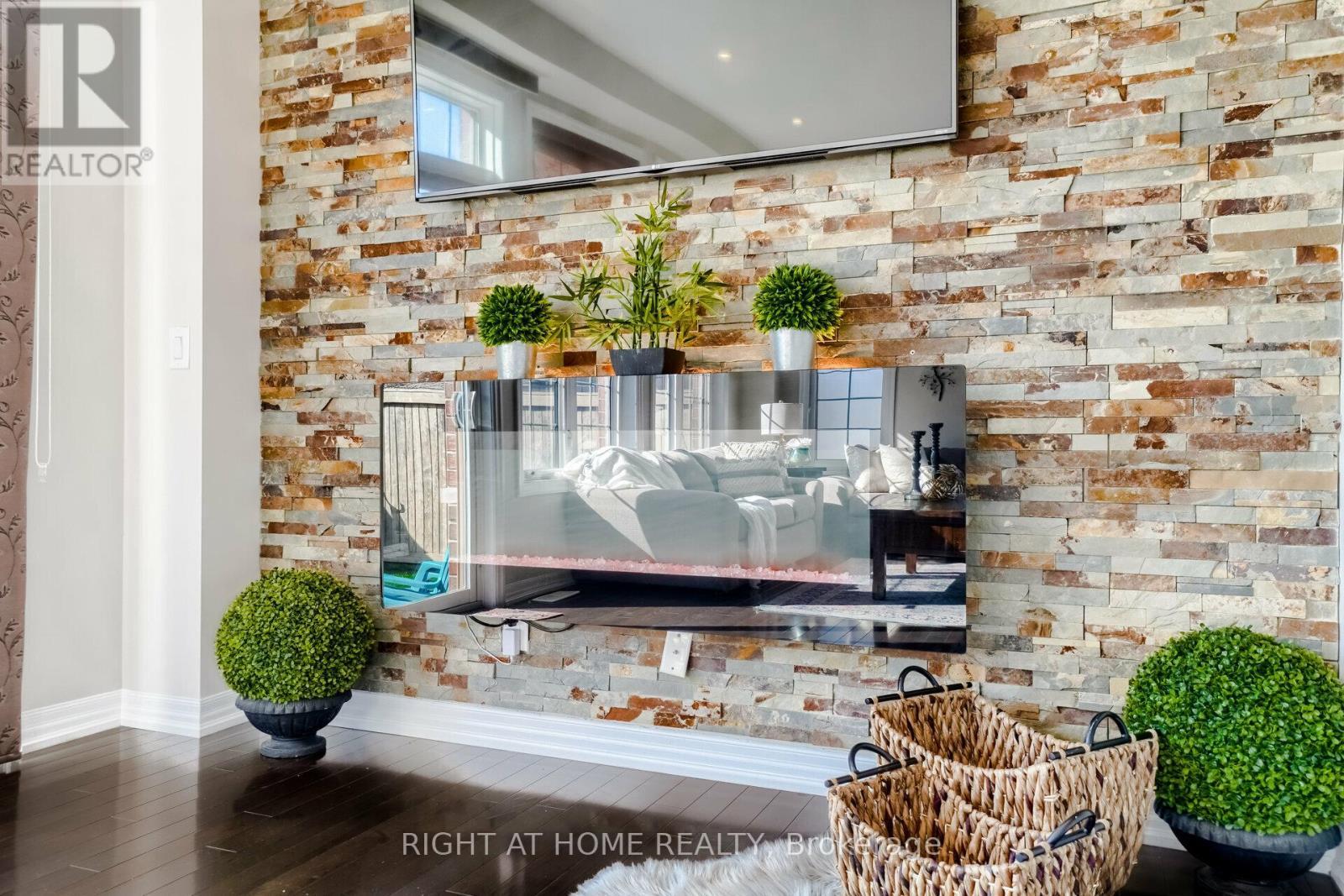 174 Duncan Lane, Milton, ON