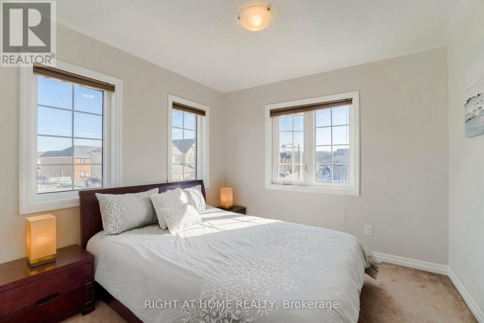 174 Duncan Lane, Milton, ON