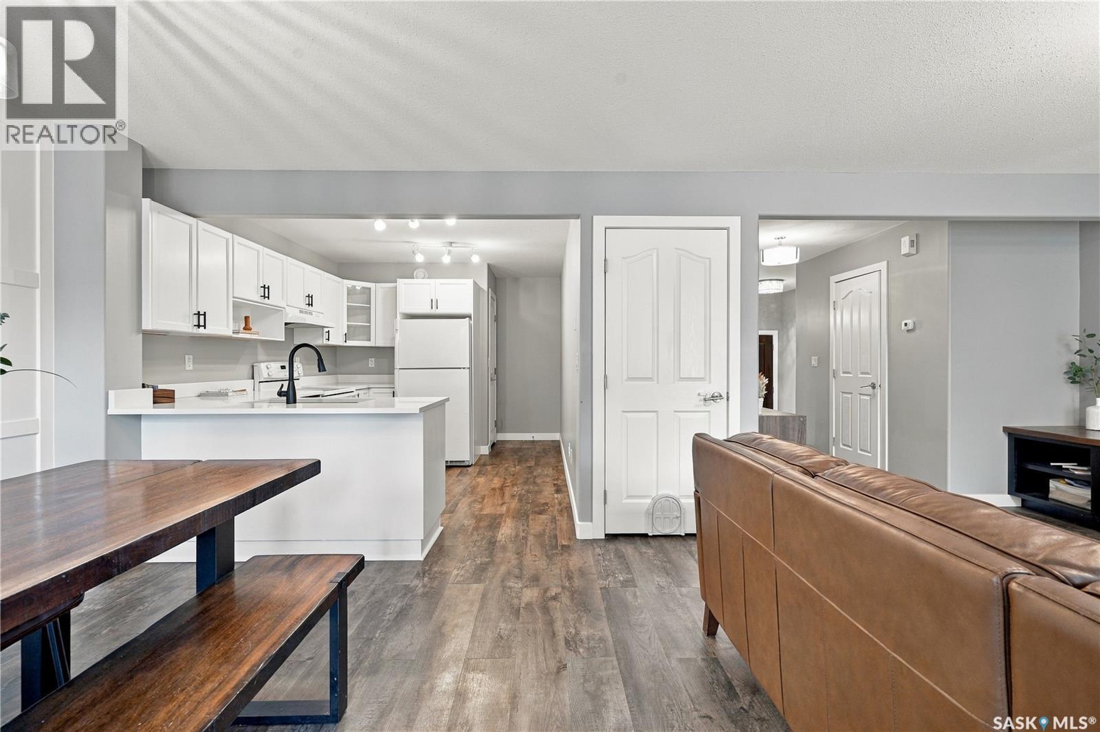 106 Sears Cove, Saskatoon, SK