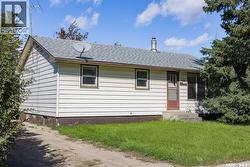 114 Colborne AVENUE Viscount, SK S0K 4M0