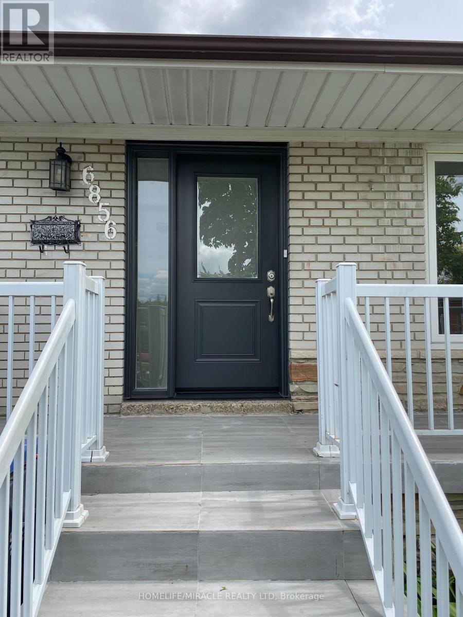 6856 Darcel Avenue, Mississauga, ON