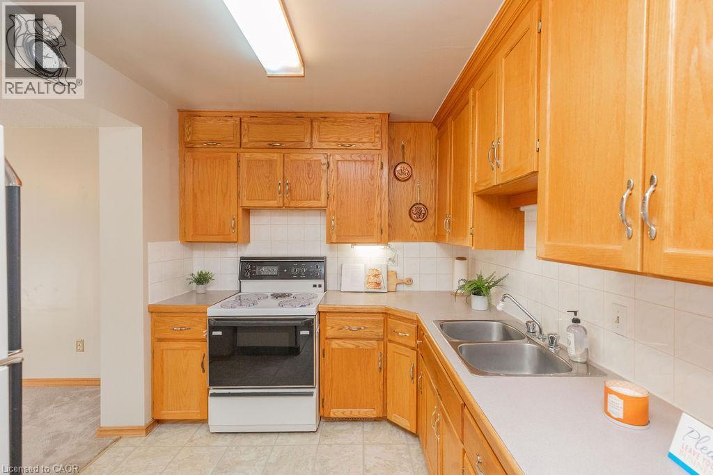 296 East 21St Street, Hamilton, ON