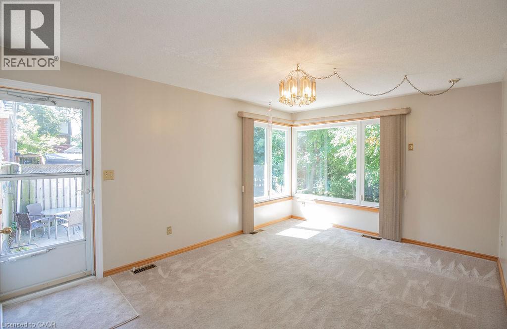 296 East 21St Street, Hamilton, ON