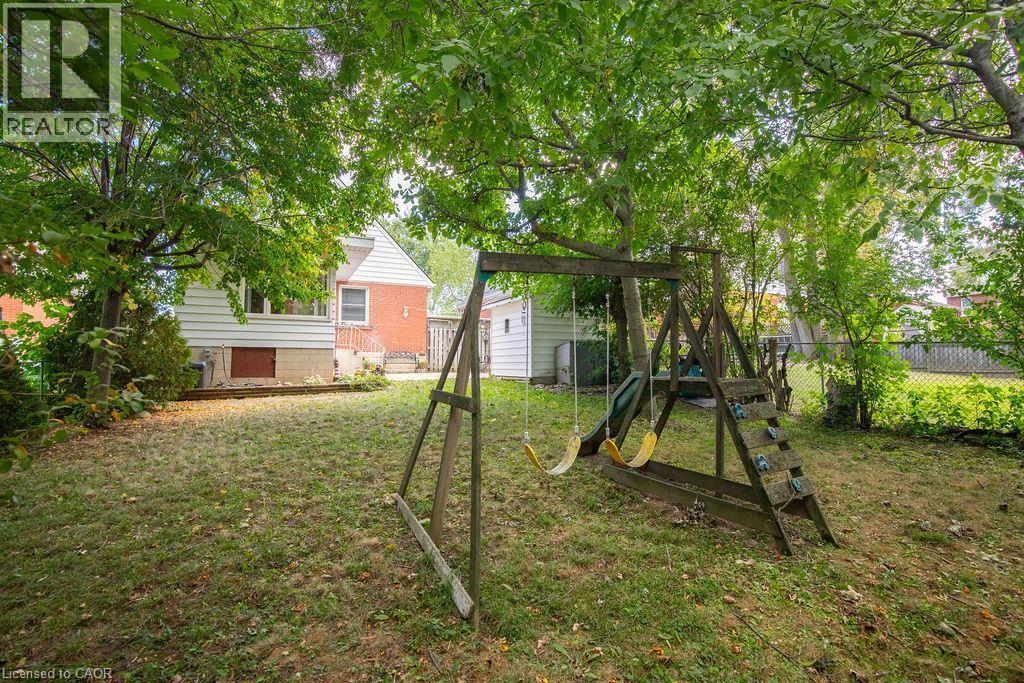 296 East 21St Street, Hamilton, ON