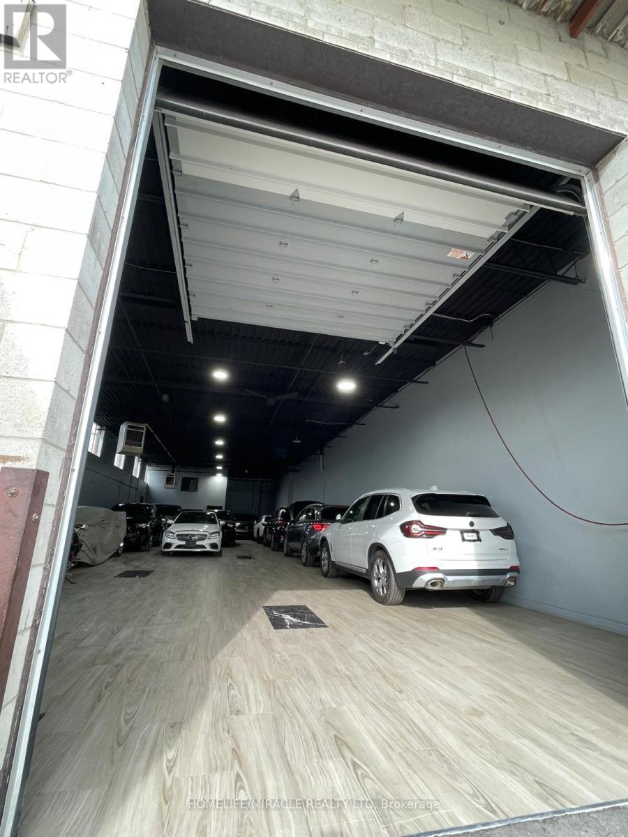 5270 Creekbank Road, Mississauga, ON