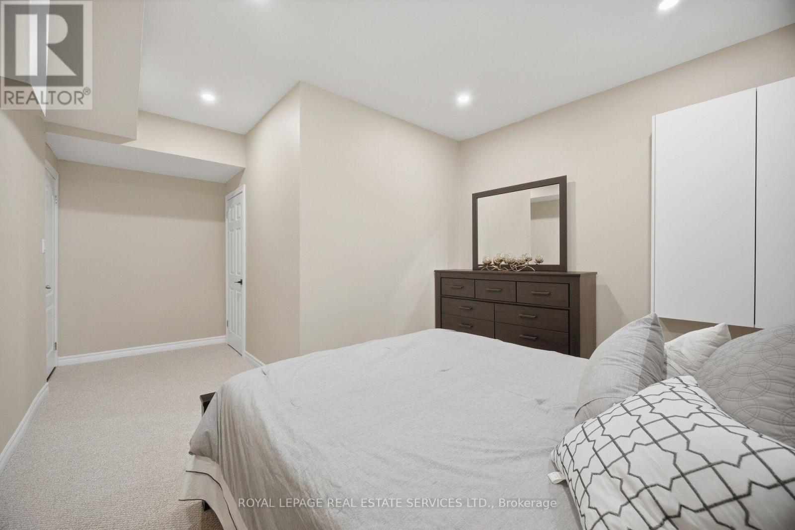 3057 Portree Crescent, Oakville, ON