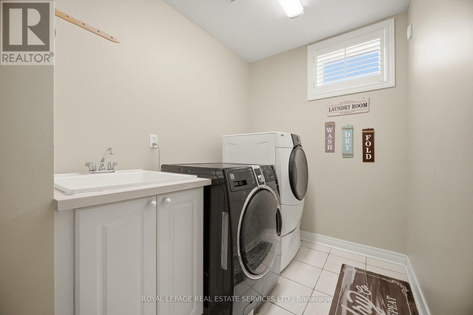 3057 Portree Crescent, Oakville, ON