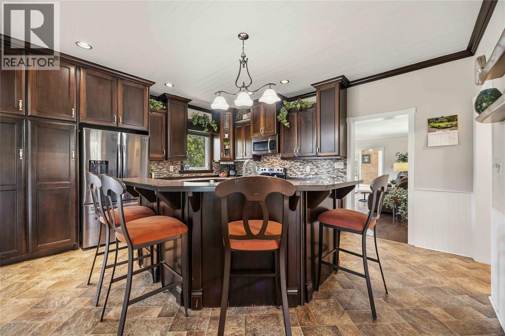 5458 Douglas Line, Plympton-Wyoming, ON