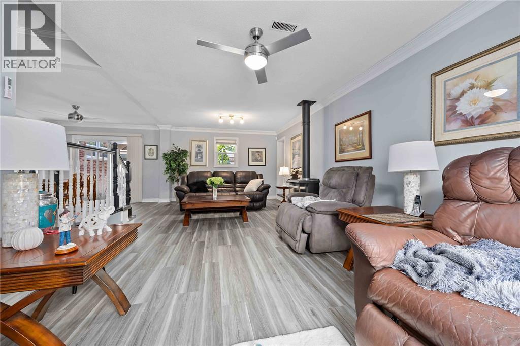 1242 Marcin Road, Sarnia, ON