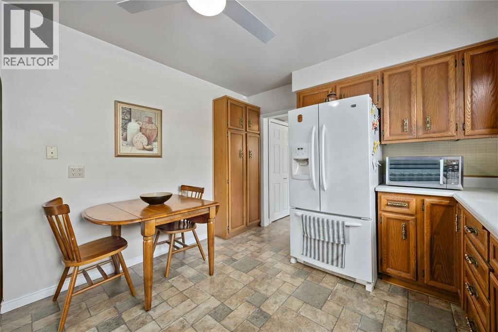 1242 Marcin Road, Sarnia, ON