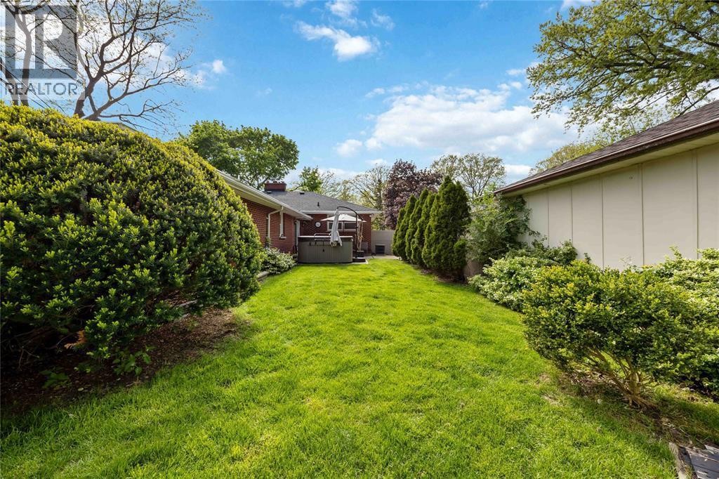 1242 Marcin Road, Sarnia, ON