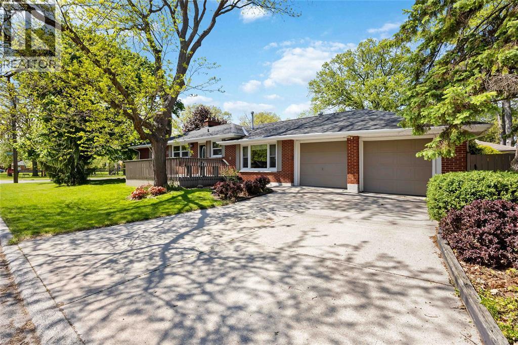 1242 Marcin Road, Sarnia, ON