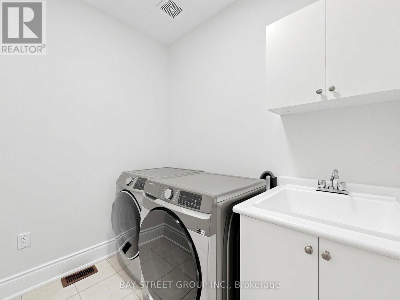 3175 William Rose Way, Oakville, ON
