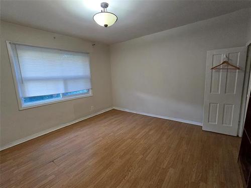 215 Spence St, Winnipeg, MB 