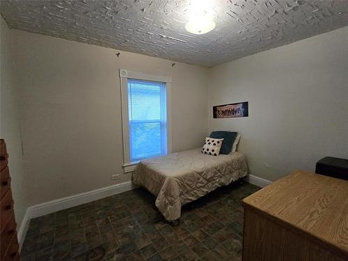 215 Spence St, Winnipeg, MB 