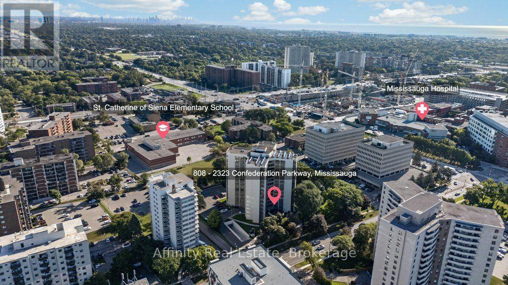 808 - 2323 Confederation Parkway, Mississauga, ON