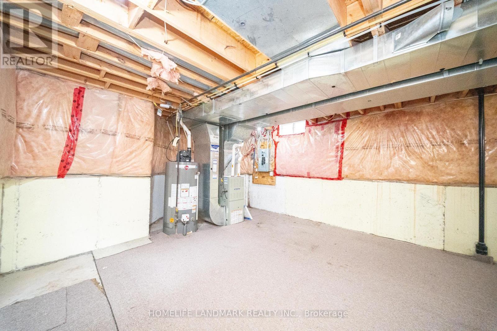 33 Titan Drive, Hamilton, ON