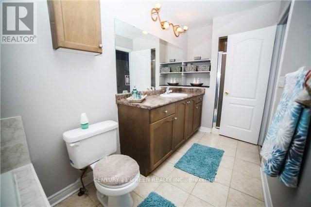3355 Fountain Park Avenue, Mississauga, ON