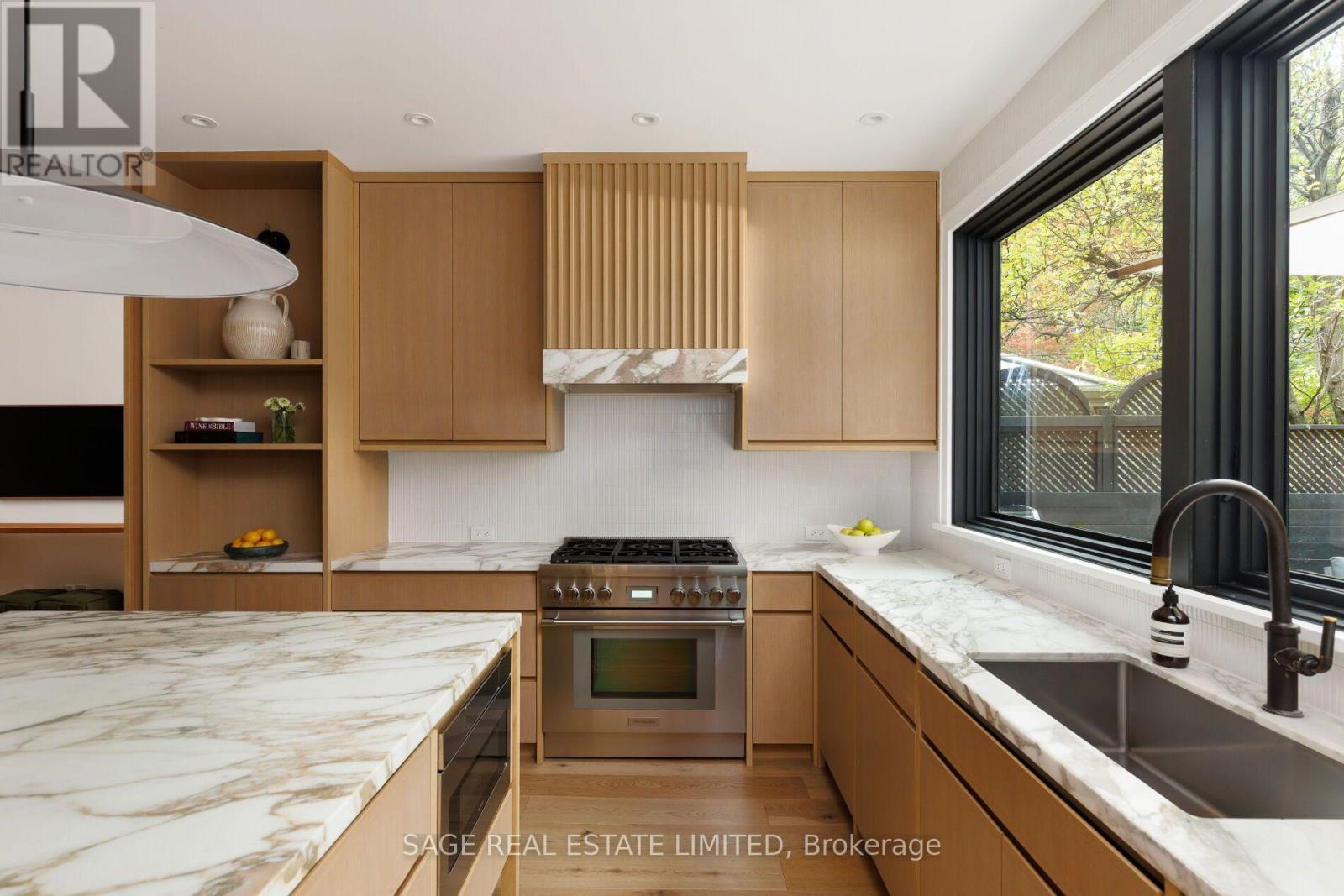 36 Macpherson Avenue, Toronto, ON