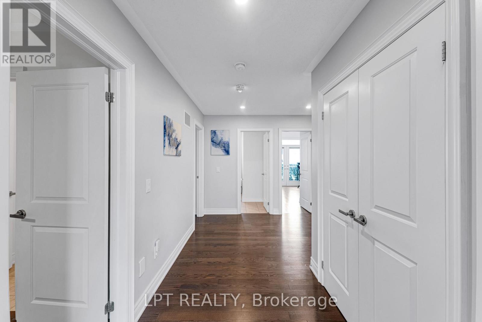 33 Mondial Crescent, East Gwillimbury, ON
