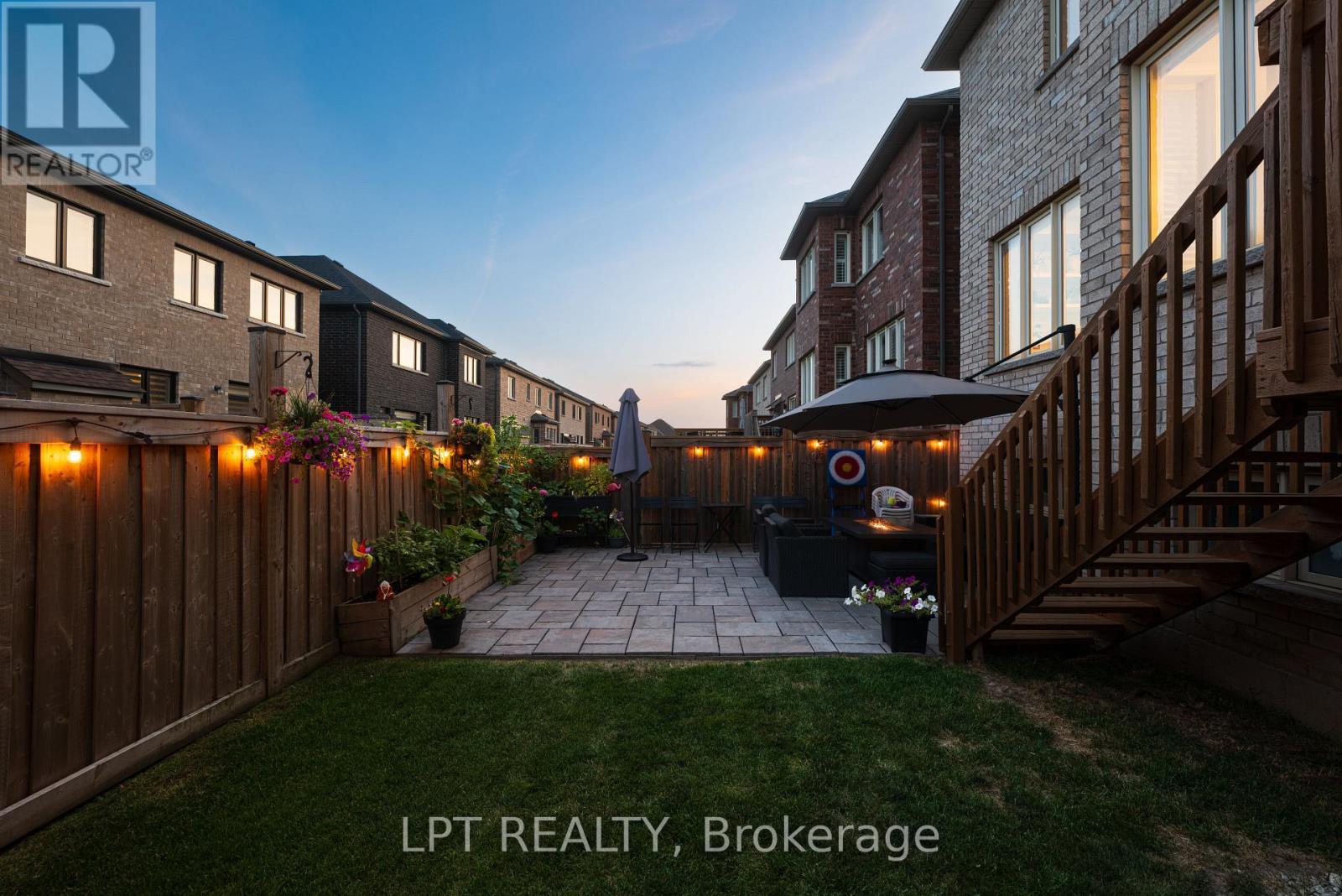 33 Mondial Crescent, East Gwillimbury, ON