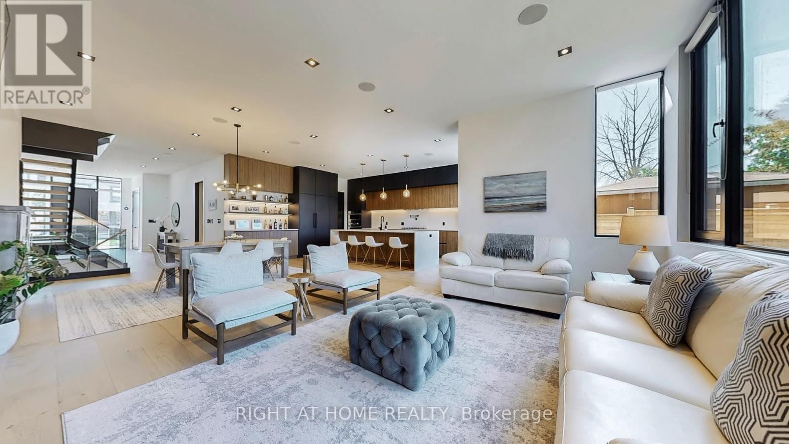 845 Seventh Street, Mississauga, ON