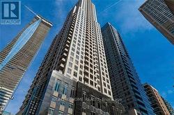 1810 - 35 BALMUTO STREET Toronto, ON M4Y 0A3