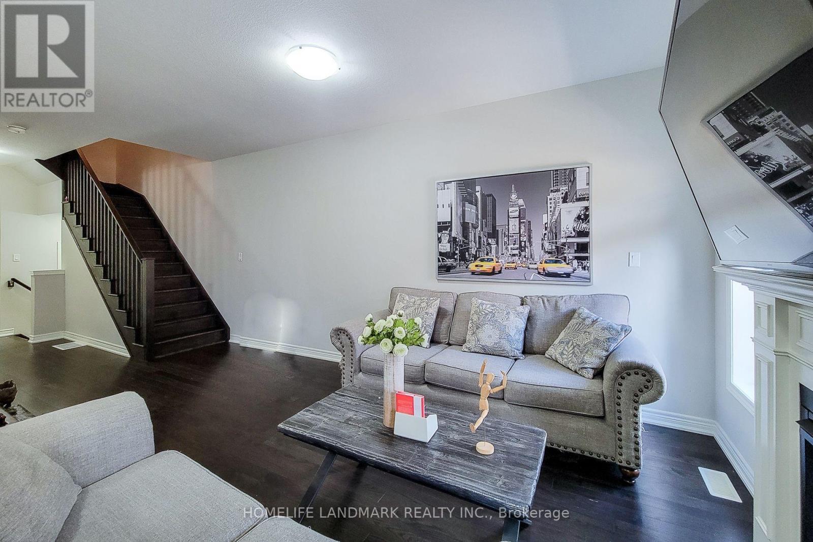 52 Sonoma Valley Crescent, Hamilton, ON