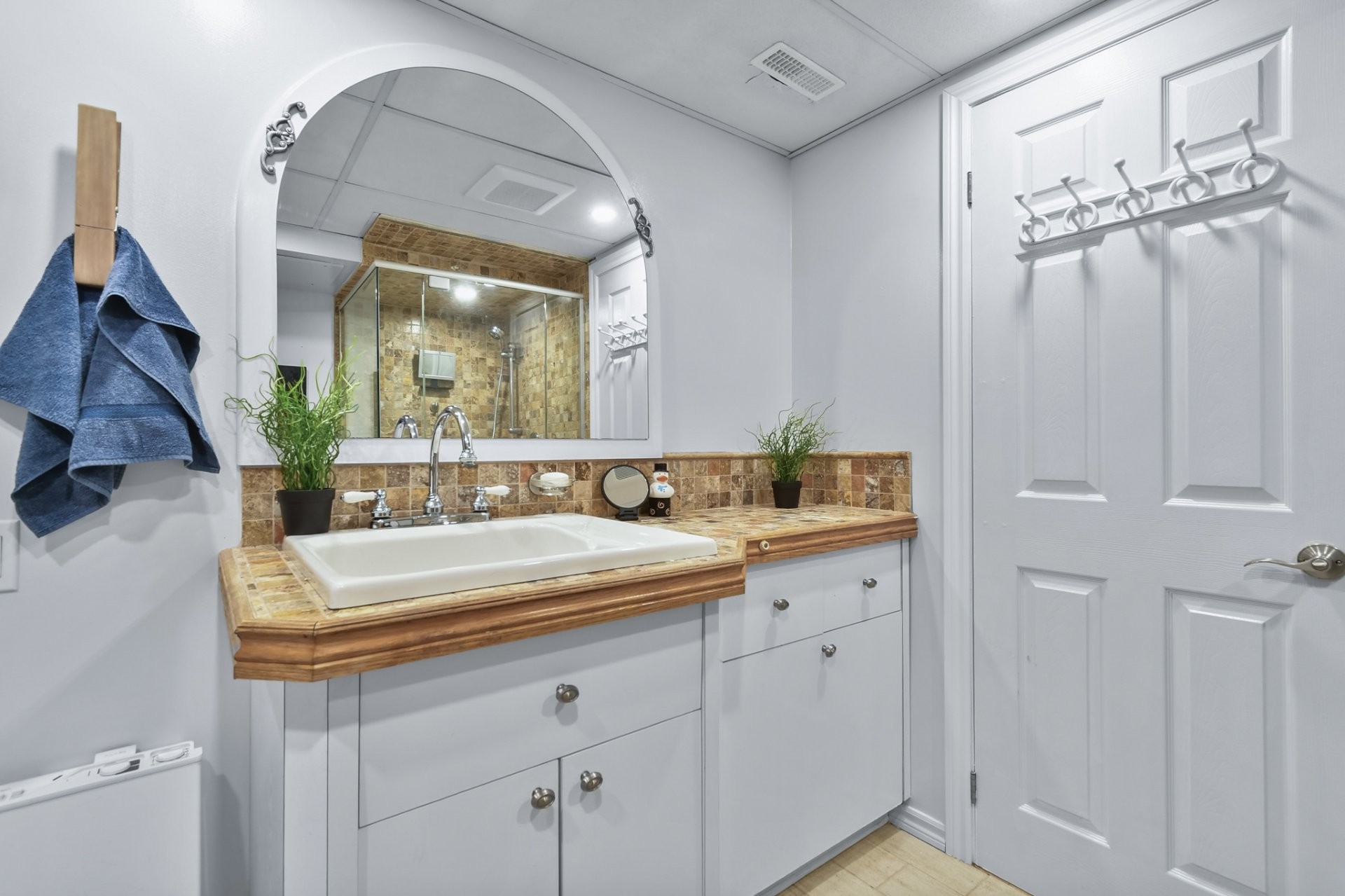 Salle de bains - 38 Av. De Bruyères, Lorraine, QC