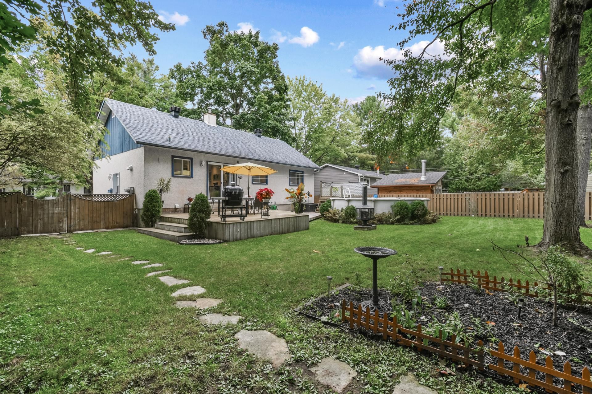 Extérieur - 38 Av. De Bruyères, Lorraine, QC