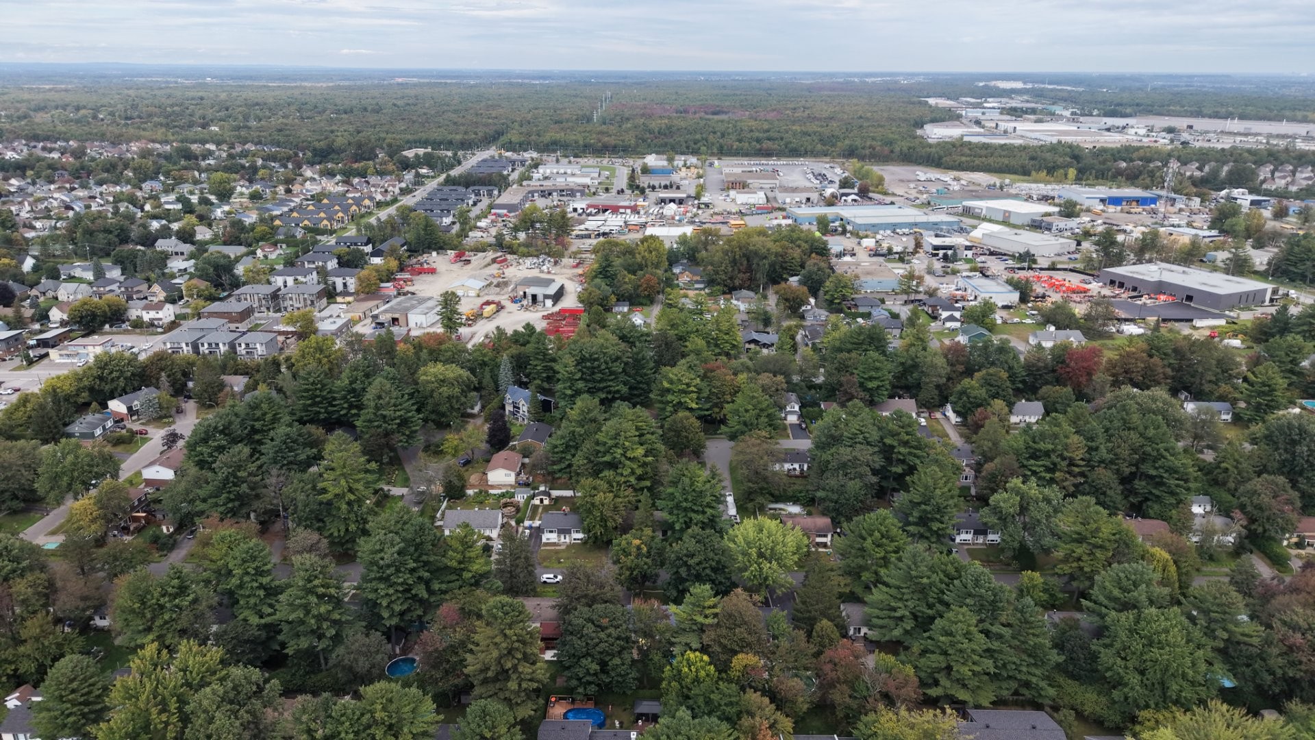 Photo aérienne - 38 Av. De Bruyères, Lorraine, QC