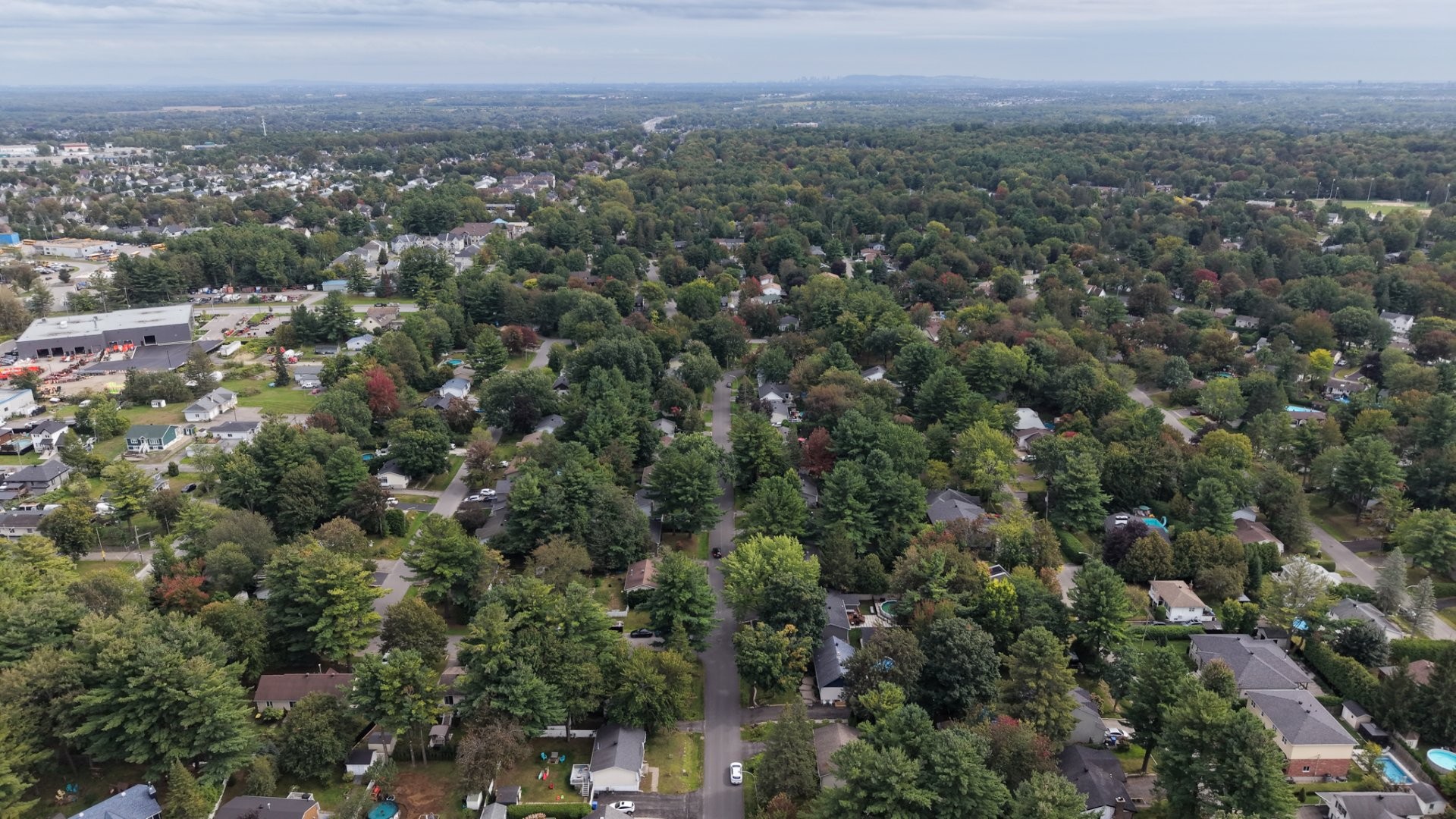 Photo aérienne - 38 Av. De Bruyères, Lorraine, QC