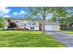 98 Rickenbacker Road Gander, NL A1V 2C7