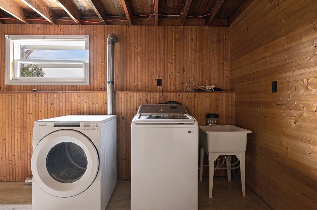 98 Rickenbacker Road, Gander, NL