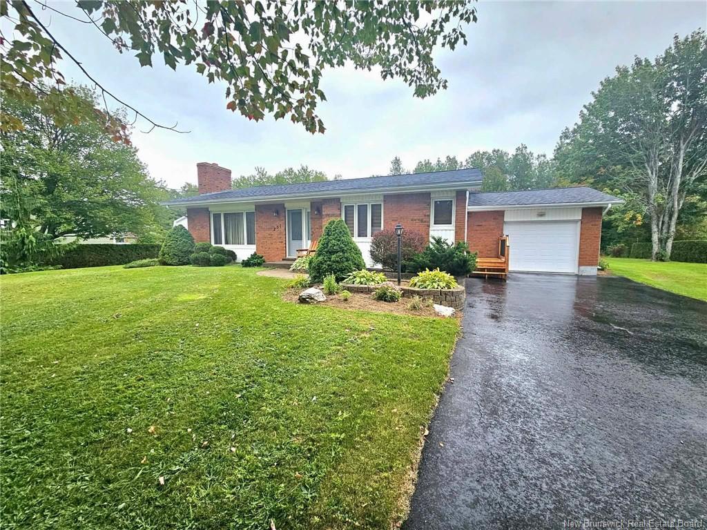 251 Landry, Beresford, NB