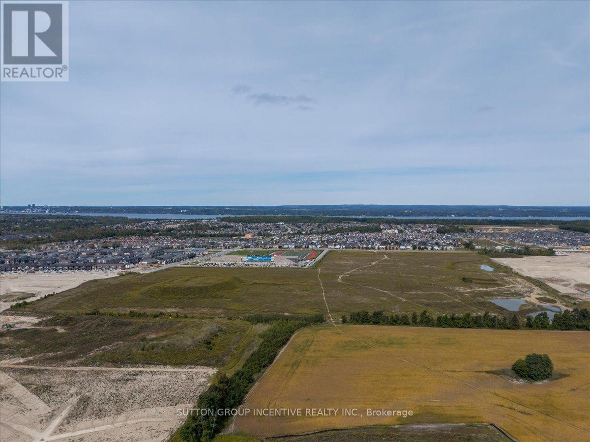 883 Mapleview Drive E, Barrie, ON