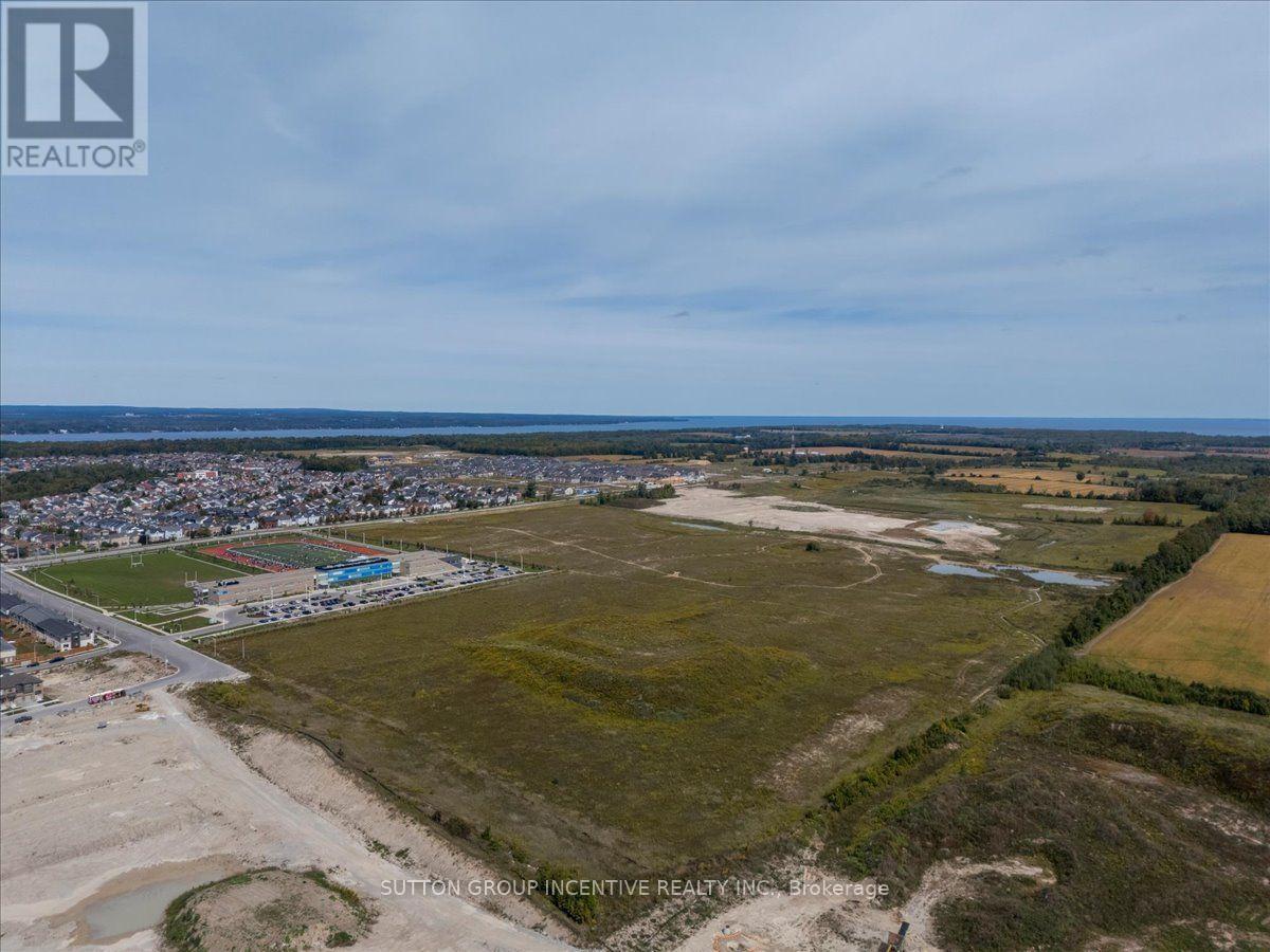 883 Mapleview Drive E, Barrie, ON
