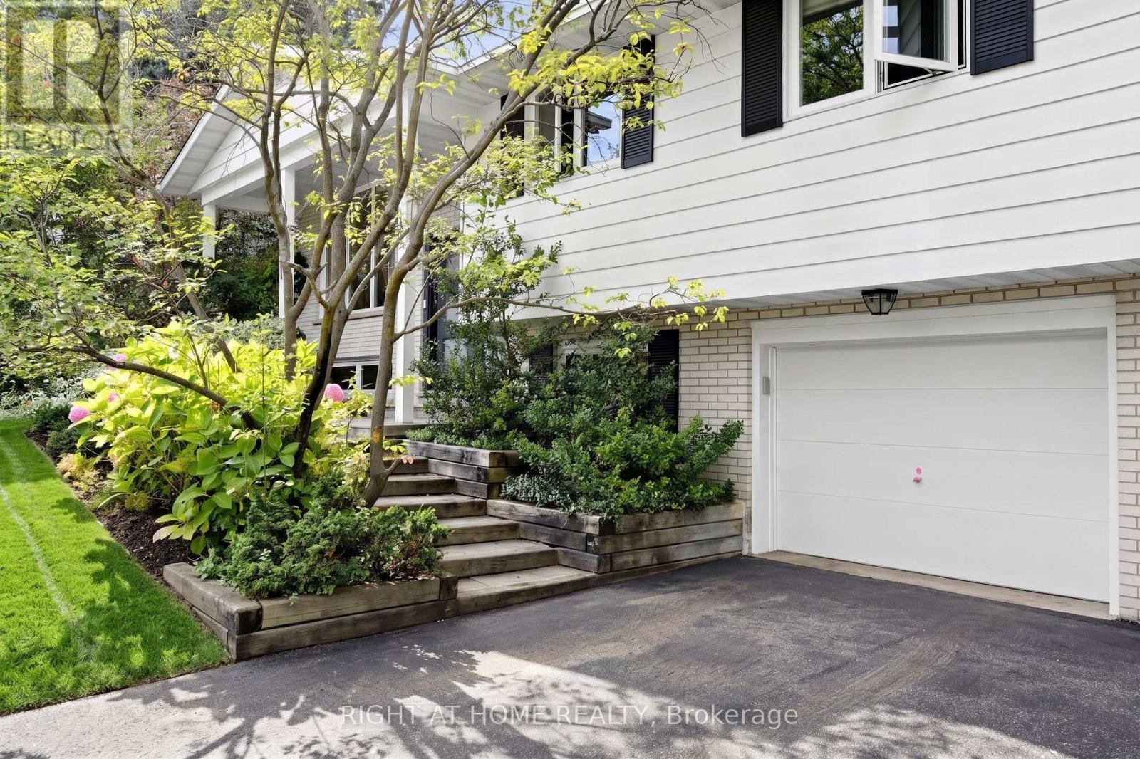 159 Meaford Drive, Waterloo, ON