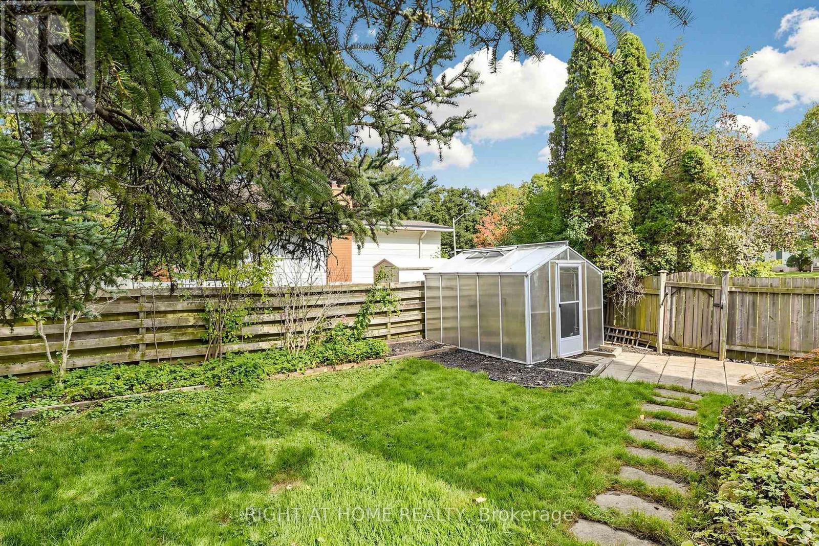 159 Meaford Drive, Waterloo, ON