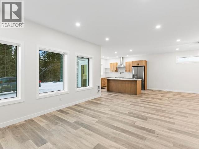 24 Alert Avenue, Whitehorse, YT